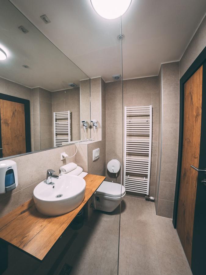 Orange Hotel Илиджа Экстерьер фото